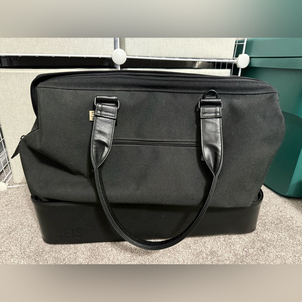 Beis Weekender full size